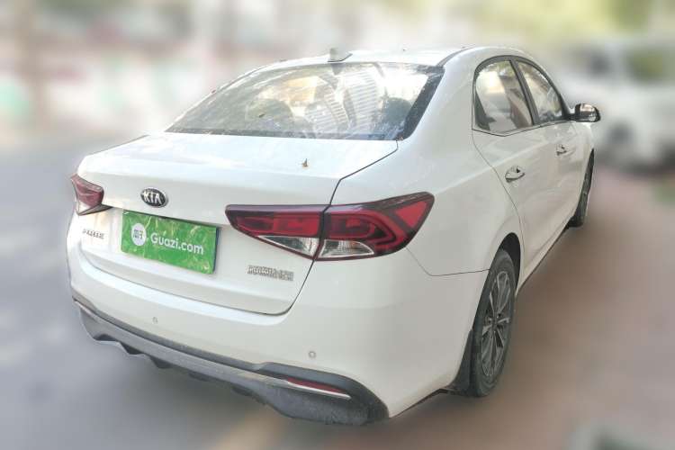 Used Kia Forte 2018 1.6L Automatic Value-Comfort Luxury Edition Rear Right 45 Deg