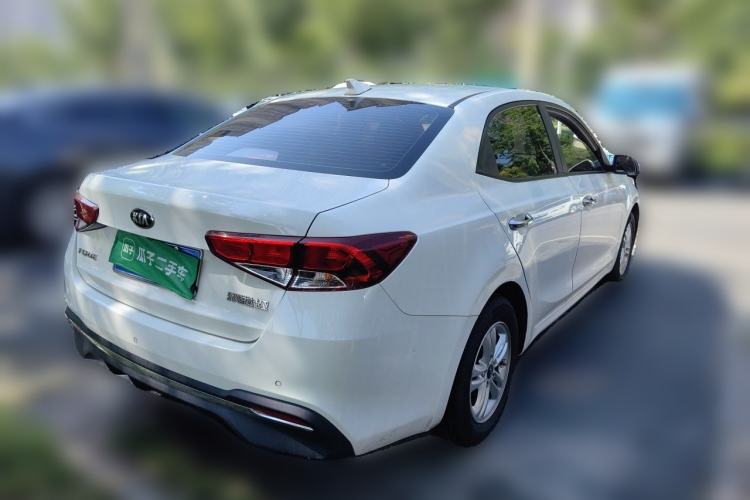 Used Kia Forte 2018 1.6L Automatic Value-Connect Edition with Intelligent Connectivity Rear Right 45 Deg