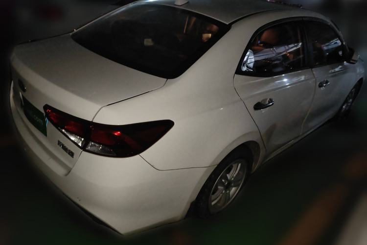 Used Kia Forte 2018 1.6L Manual Value Edition with Sunroof Rear Right 45 Deg
