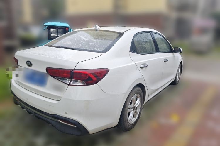 Used Kia Forte 2018 1.6L Manual Value Edition with Sunroof Rear Right 45 Deg