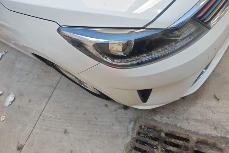 Used Kia Forte 2018 1.6L Manual Value Edition with Sunroof Right Front Headlight