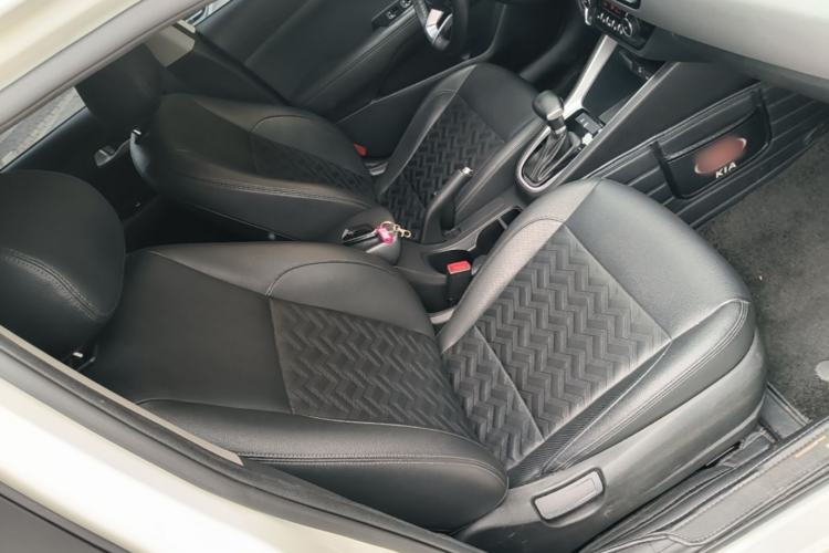 Used Kia Forte 2018 1.6L Automatic Value-Connect Edition with Intelligent Connectivity Right Front Seat