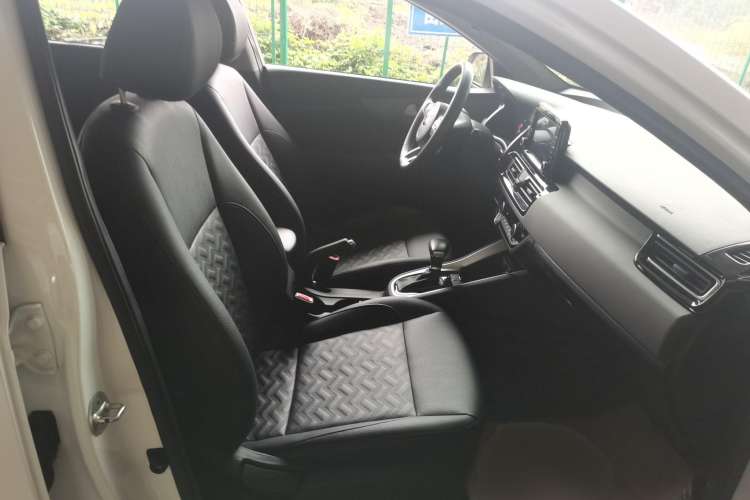 Used Kia Forte 2018 1.6L Automatic Value-Connect Edition with Intelligent Connectivity Right Front Seat