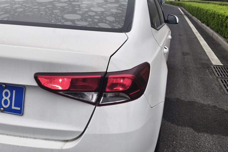 Used Kia Forte 2018 1.6L Automatic Value-Connect Edition with Intelligent Connectivity Right Rear Taillight
