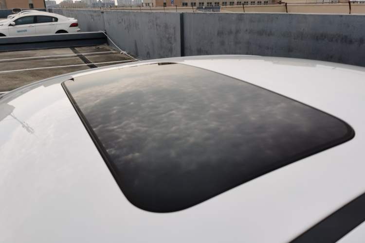 Used Kia Forte 2018 1.6L Manual Value Edition with Sunroof Roof