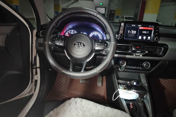 Used Kia Forte 2018 1.6L Automatic Value-Connect Edition with Intelligent Connectivity Steering Wheel