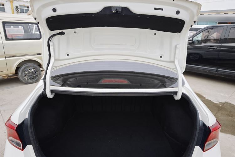 Used Kia Forte 2018 1.6L Automatic Value-Connect Edition with Intelligent Connectivity Trunk