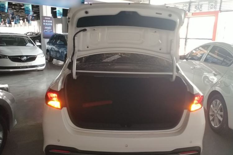 Used Kia Forte 2018 1.6L Automatic Value-Connect Edition with Intelligent Connectivity Trunk
