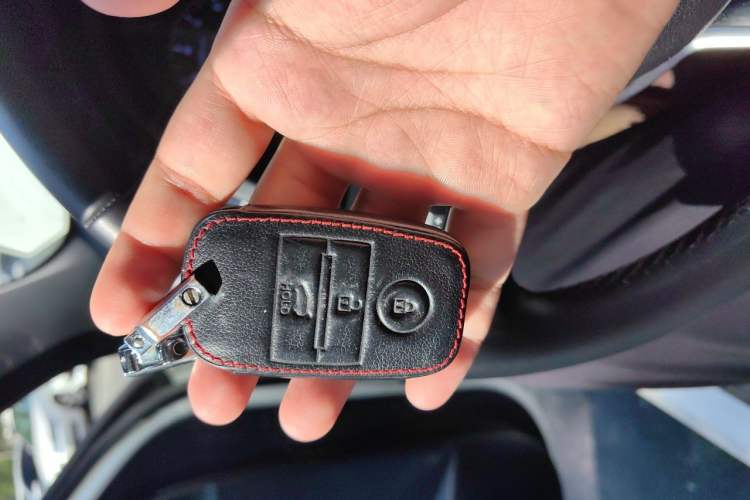 Used Kia Forte 2018 1.6L Automatic Value-Connect Edition with Intelligent Connectivity Vehicle Key