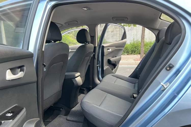Used Kia Forte 2019 1.6L Automatic Fashion Edition China VI Standard Interior 3