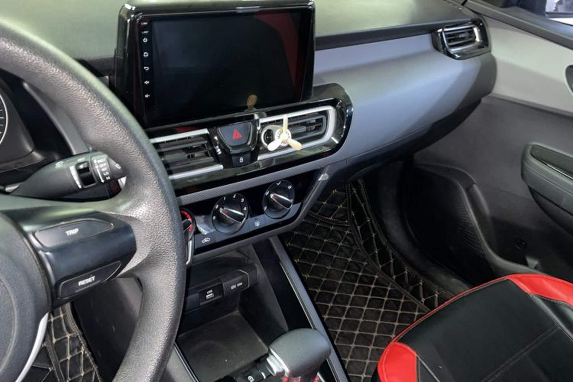 Used Kia Forte 2019 1.6L Automatic Fashion Edition China VI Standard Audio And AC Panel