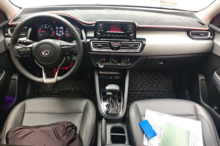 Used Kia Forte 2019 1.6L Automatic Fashion Edition China V Standard Center Console