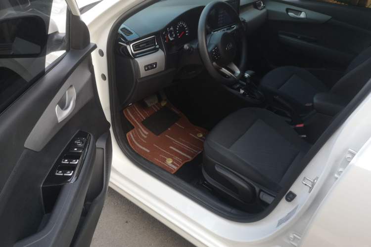 Used Kia Forte 2019 1.6L Automatic Fashion Edition China VI Standard Driver Seat