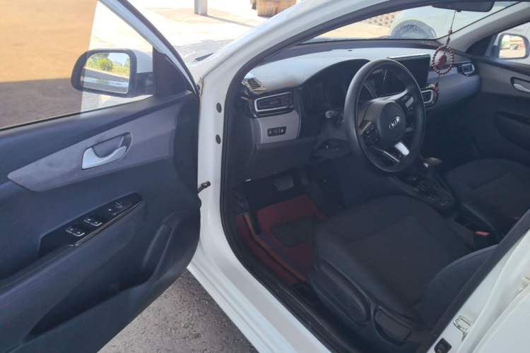 Used Kia Forte 2019 1.6L Automatic Fashion Edition China VI Standard Driver Seat
