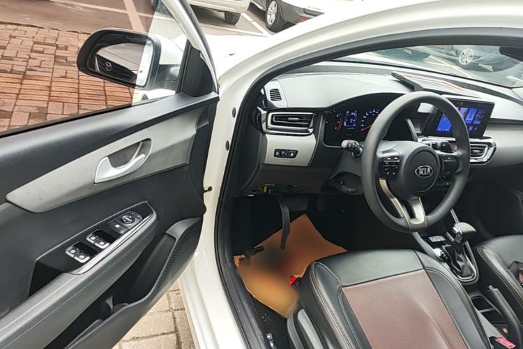 Used Kia Forte 2019 1.6L Automatic Fashion Edition China VI Standard Driver Seat