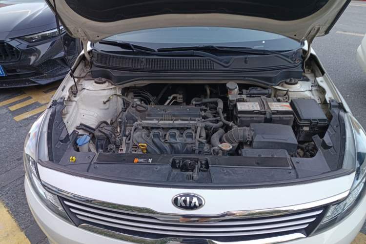 Used Kia Forte 2019 1.6L Automatic Fashion Edition China VI Standard Engine Bay