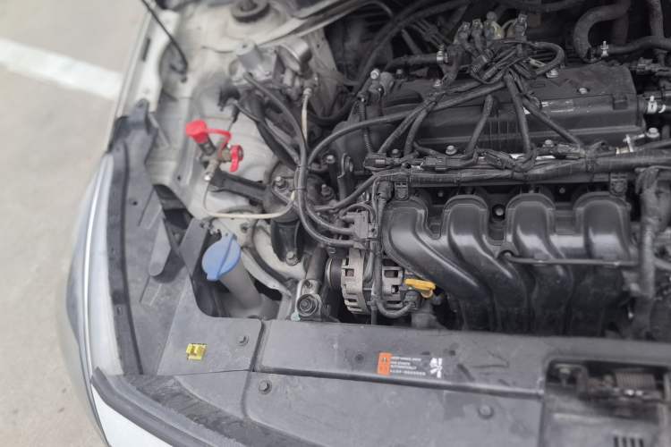 Used Kia Forte 2019 1.6L Automatic Fashion Edition China VI Standard Engine Bay Right