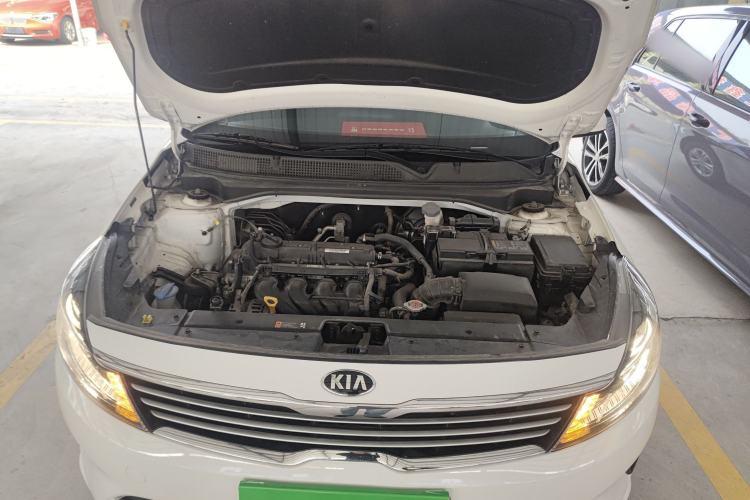 Used Kia Forte 2019 1.6L Automatic Fashion Edition China VI Standard Engine Bay
