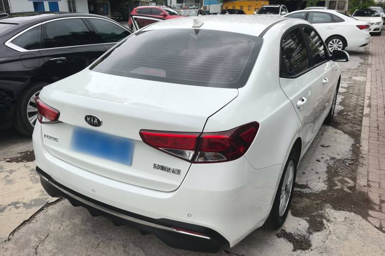 Used Kia Forte 2019 1.6L Automatic Fashion Edition China VI Standard Exterior 3