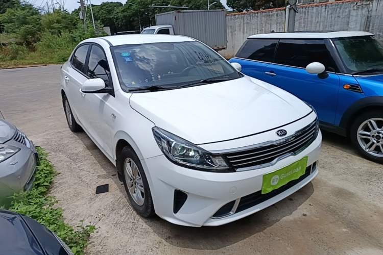 Used Kia Forte 2019 1.6L Automatic Fashion Edition China VI Standard Front Right 45 Deg