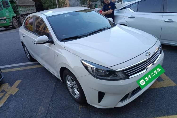 Used Kia Forte 2019 1.6L Automatic Fashion Edition China VI Standard Front Right 45 Deg