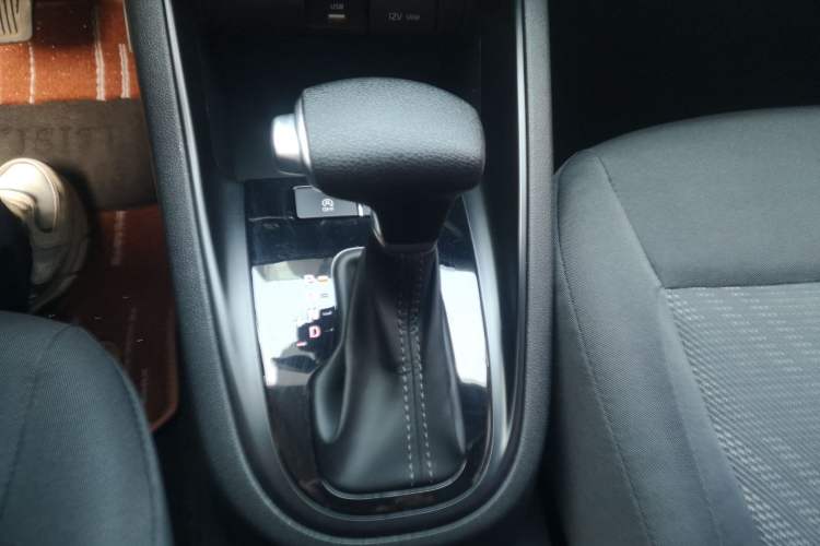 Used Kia Forte 2019 1.6L Automatic Fashion Edition China VI Standard Gear Lever