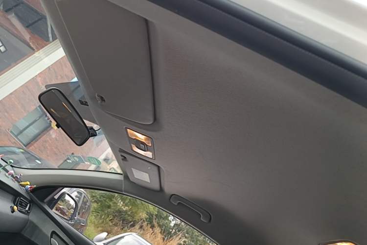 Used Kia Forte 2019 1.6L Automatic Fashion Edition China VI Standard Headliner