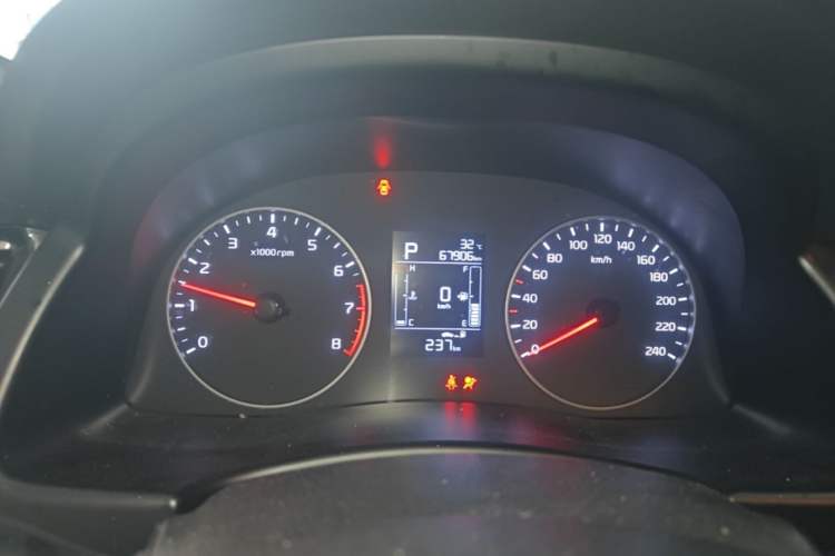 Used Kia Forte 2019 1.6L Automatic Fashion Edition China VI Standard Instrument Cluster