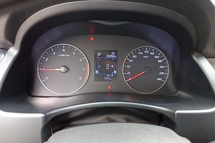 Used Kia Forte 2019 1.6L Automatic Fashion Edition China VI Standard Instrument Cluster