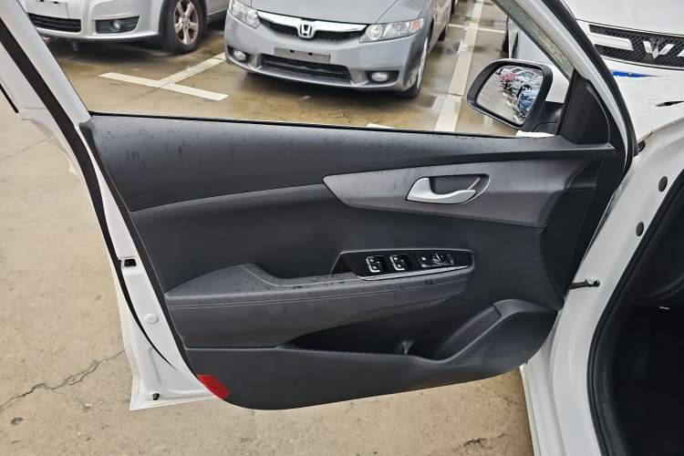 Used Kia Forte 2019 1.6L Automatic Fashion Edition China VI Standard Left Front Door Interior