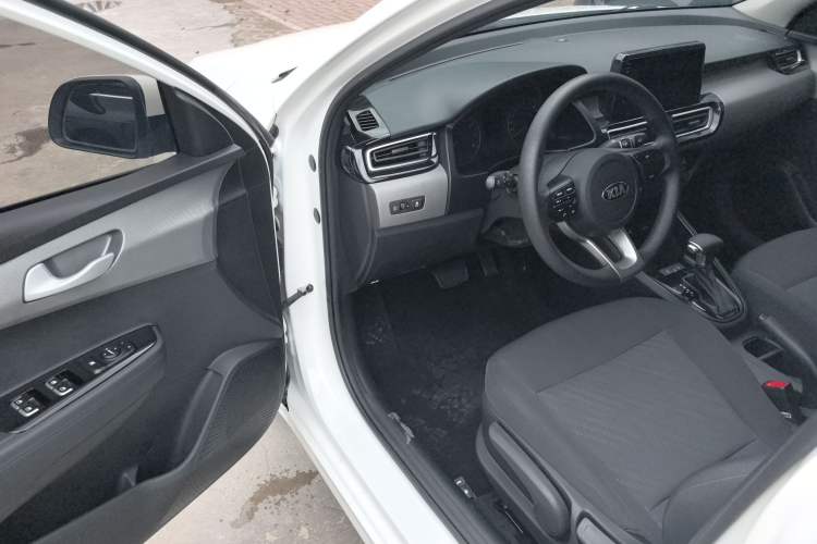 Used Kia Forte 2019 1.6L Automatic Fashion Edition China VI Standard Left Front Seat