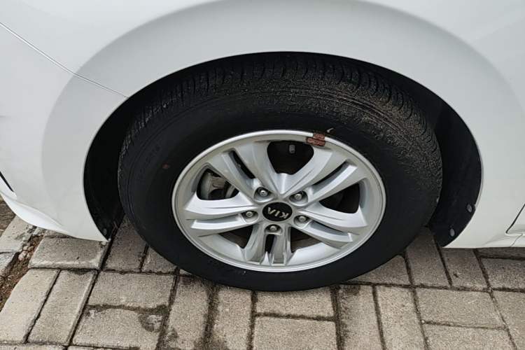 Used Kia Forte 2019 1.6L Automatic Fashion Edition China VI Standard Left Front Wheel Hub