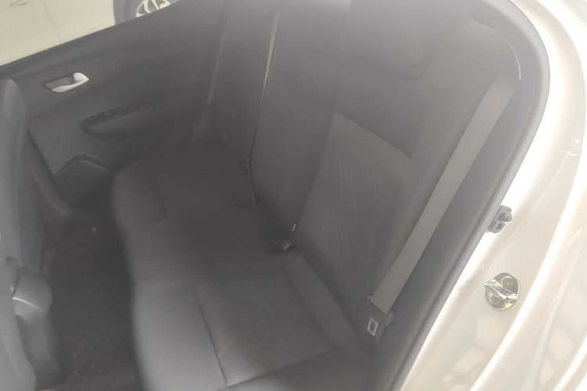 Used Kia Forte 2019 1.6L Automatic Fashion Edition China VI Standard Left Rear Seat