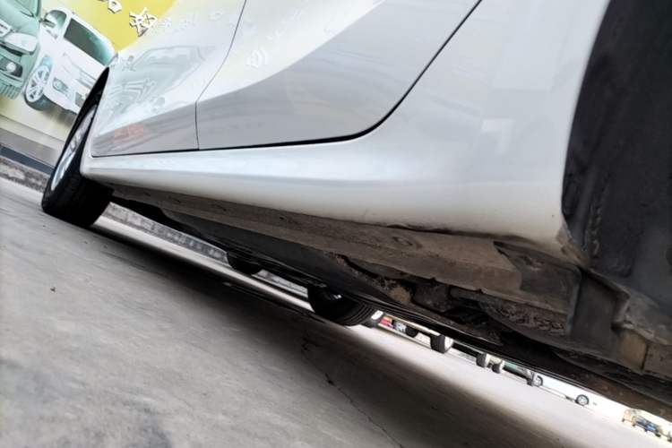 Used Kia Forte 2019 1.6L Automatic Fashion Edition China VI Standard Left Side Sill