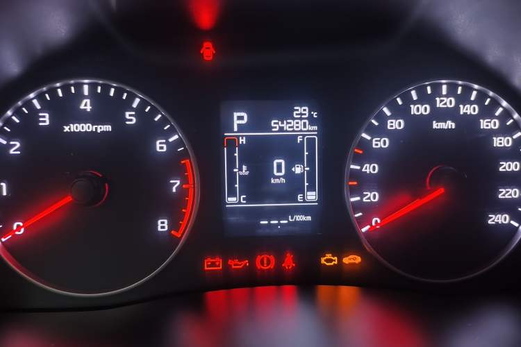 Used Kia Forte 2019 1.6L Automatic Fashion Edition China VI Standard Odometer Close Up