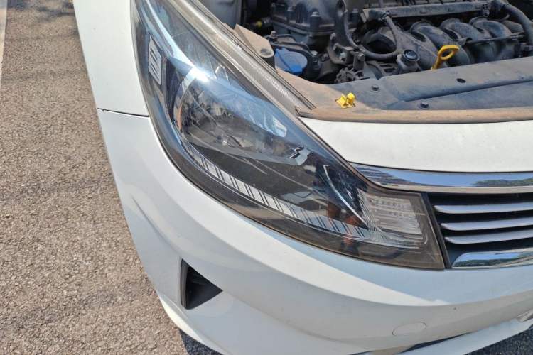 Used Kia Forte 2019 1.6L Automatic Fashion Edition China VI Standard Right Front Headlight