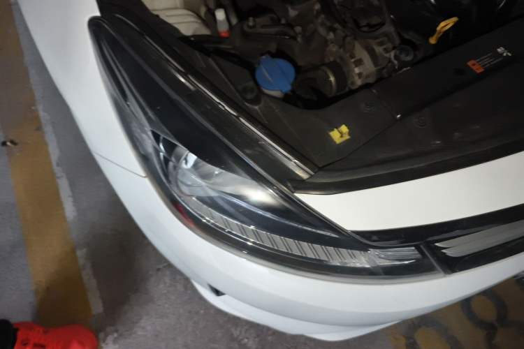 Used Kia Forte 2019 1.6L Automatic Fashion Edition China VI Standard Right Front Headlight