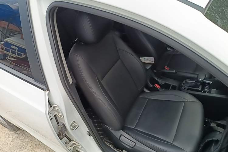 Used Kia Forte 2019 1.6L Automatic Fashion Edition China VI Standard Right Front Seat