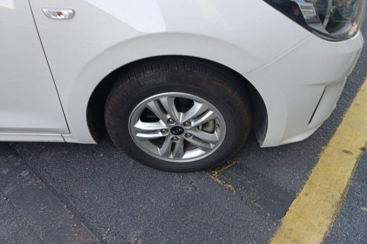 Used Kia Forte 2019 1.6L Automatic Fashion Edition China VI Standard Right Front Wheel Hub