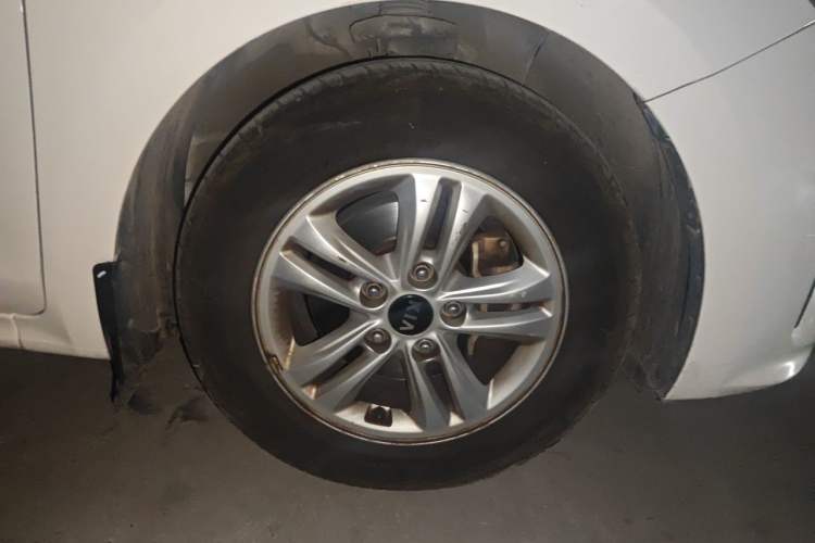 Used Kia Forte 2019 1.6L Automatic Fashion Edition China VI Standard Right Front Wheel Hub
