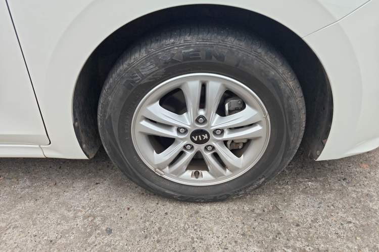 Used Kia Forte 2019 1.6L Automatic Fashion Edition China VI Standard Right Front Wheel Hub