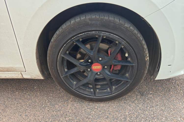 Used Kia Forte 2019 1.6L Automatic Fashion Edition China VI Standard Right Front Wheel Hub