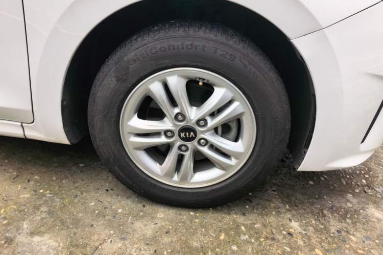 Used Kia Forte 2019 1.6L Automatic Fashion Edition China VI Standard Right Front Wheel Hub