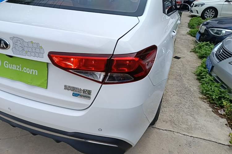 Used Kia Forte 2019 1.6L Automatic Fashion Edition China VI Standard Right Rear Taillight