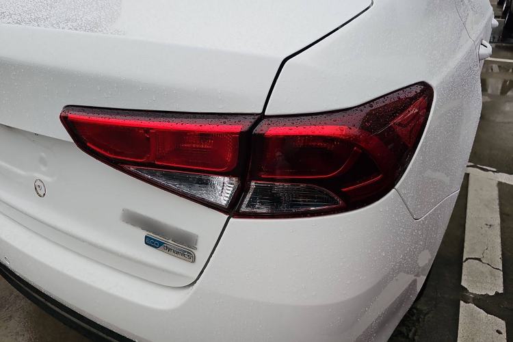 Used Kia Forte 2019 1.6L Automatic Fashion Edition China VI Standard Right Rear Taillight