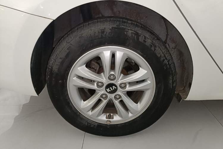 Used Kia Forte 2019 1.6L Automatic Fashion Edition China VI Standard Right Rear Wheel Hub