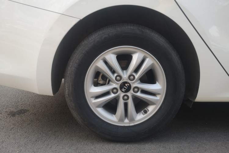 Used Kia Forte 2019 1.6L Automatic Fashion Edition China VI Standard Right Rear Wheel Hub