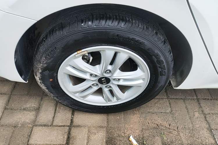 Used Kia Forte 2019 1.6L Automatic Fashion Edition China VI Standard Right Rear Wheel Hub