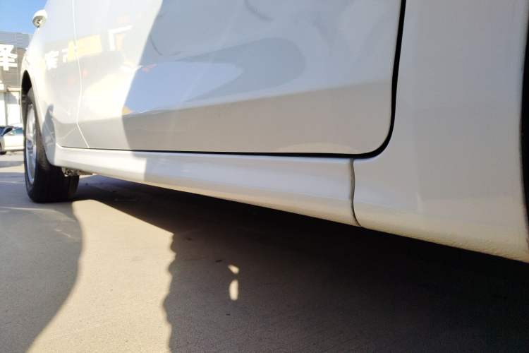Used Kia Forte 2019 1.6L Manual Comfort Edition China VI Standard Right Side Sill