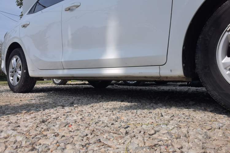 Used Kia Forte 2019 1.6L Automatic Fashion Edition China VI Standard Right Side Sill